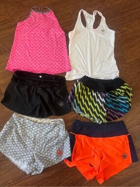 Rabbit running of 6 Athletic Tanks & Shorts - tops XS - shorts size small